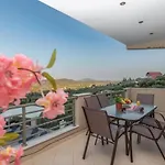 Artemis Oasis With Private Pool * Khartáta