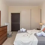Artemis Oasis With Private Pool Khartáta